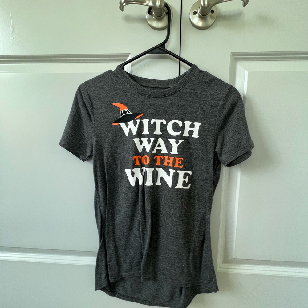 Women’s Fall T-shirt